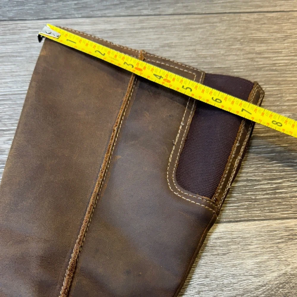 L.L. Bean Brown leather padded Boots woman’s size 8 (j77)